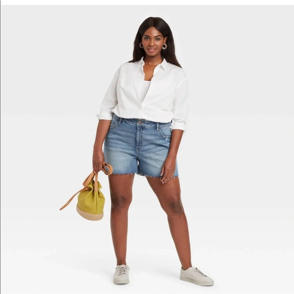 Ava & Viv size 26W denim high rise midi shorts - Picture 1 of 11
